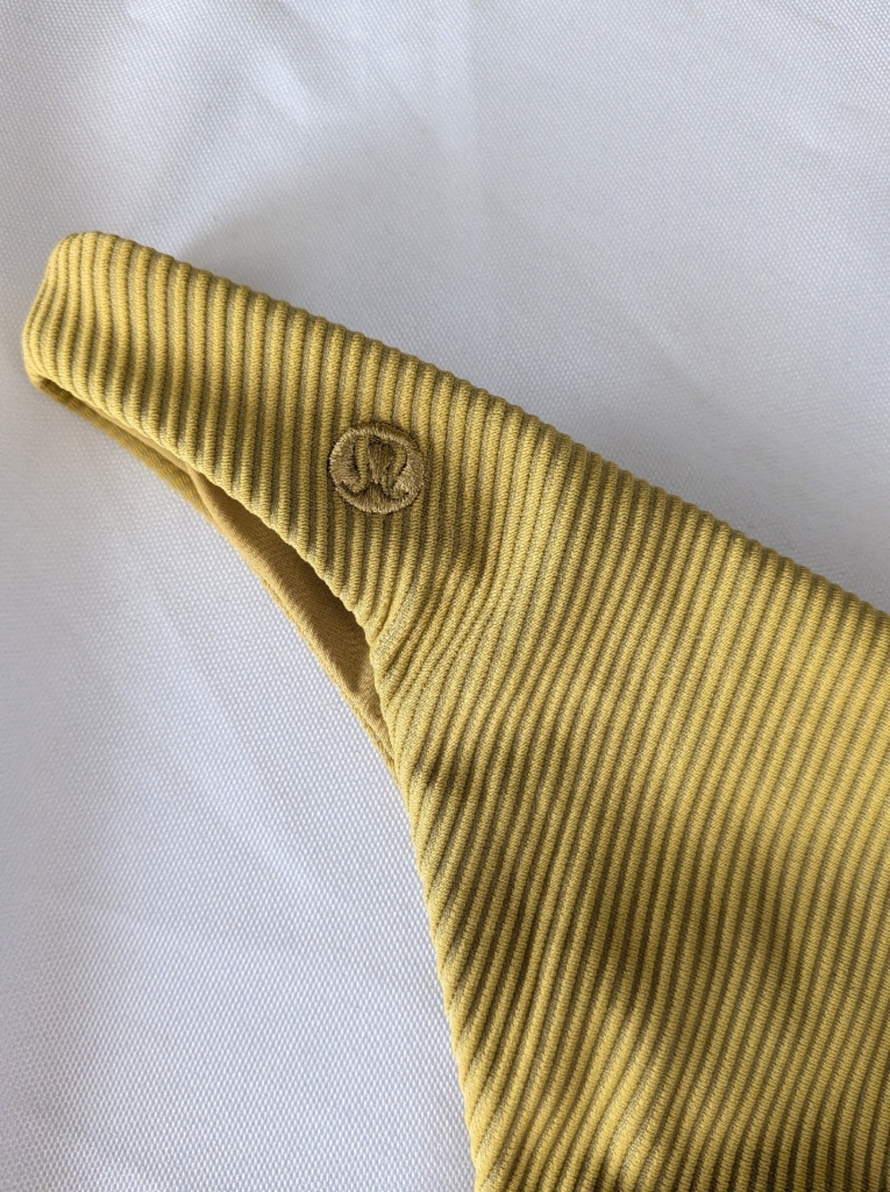 lululemon athletica Ribbed Bikini Bottom Size 8 - Picture 6 of 6